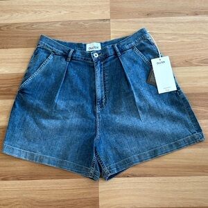 DU/ER NWT - High-Rise Denim Pleated Jean Shorts